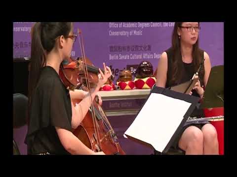 周龙 Zhou Long: 玄/ The Ineffable (1994)