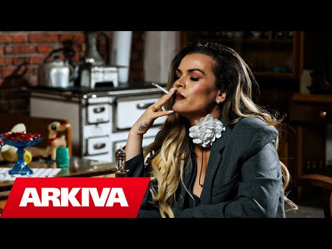 Blerina Braka - Babi Im Video