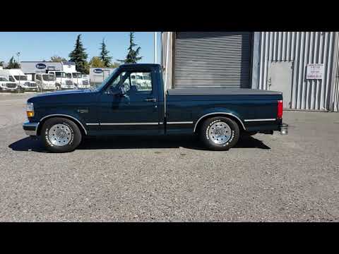 Lowered 1995 Ford F150 XLT Shortbed