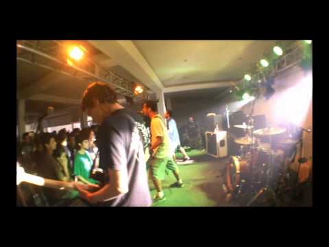 End of Pipe - Watching Us (Ao vivo Floripa 16/3/12)