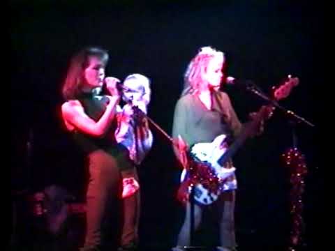 The Paxton Trio - White Christmas