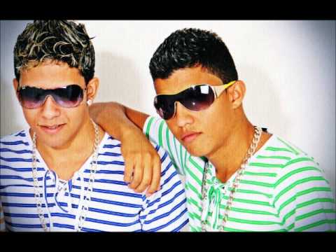 Danilo Bolado & Bruninho Patrãozinho   GAYA NÃO DOI 2012
