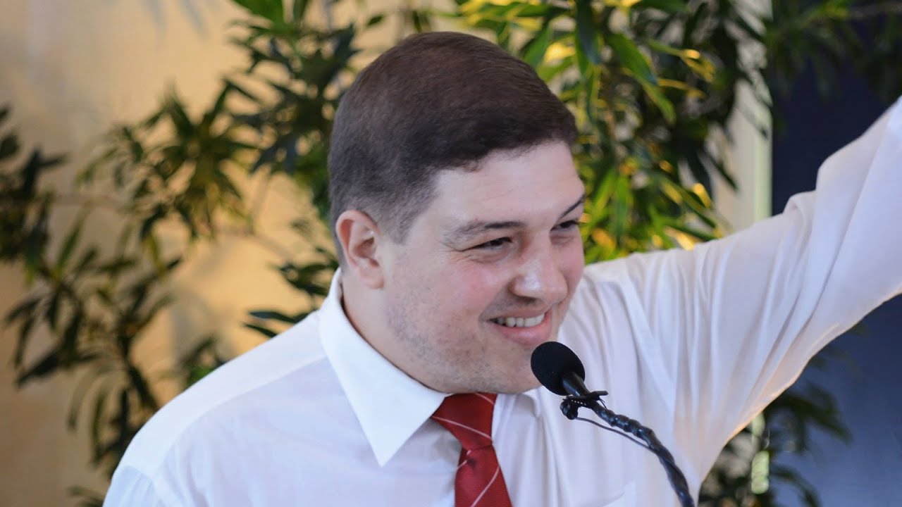 DISCURSO DE FORMATURA -  PROF. VITOR HUGO MARTINS GALL MAYWORM