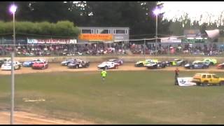 Download lagu Big Crash at NZ Supersaloons finals night mp3