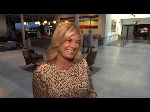 Pernilla Wahlgren om skamliga förslagen och kärlekslängtan