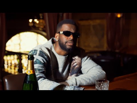 Tre Banks - Who is Tre Banks? (Official Music Video) [Prod. By Willie Sees Green]