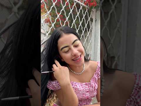 Maquillándome como Catalina Santa #laurasofia #humor #comedia #contenido
