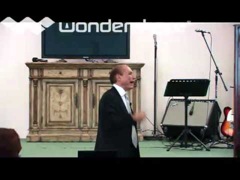 04-17-2011 Espanol "El Medio Ambiente Del Reino" Pastor David Sarinana