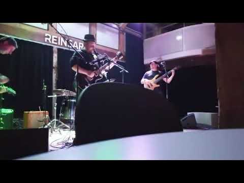 Keeponrockin -Ratchid live