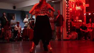 Lucas Galera and Victoria Fuentes at Milonga SUR in Lausanne, 01.08.2020. Tango 1