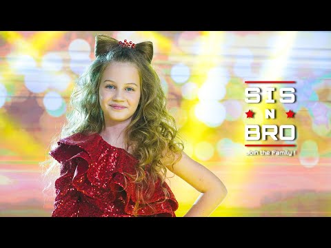 Sofia Căpățină (SISNBRO) - Santa Baby (The Pussycat Dolls cover)