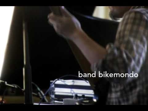 band bikemondo　「鍵盤が下りていく」