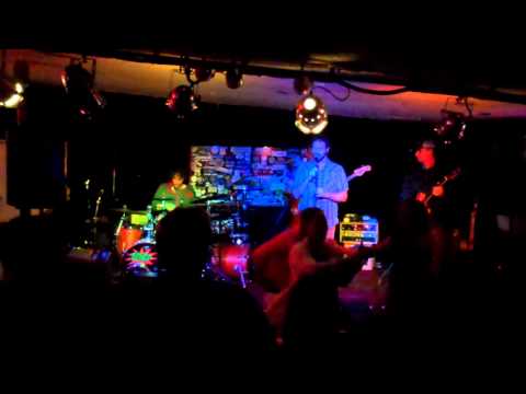 Big Flood, "Halo"