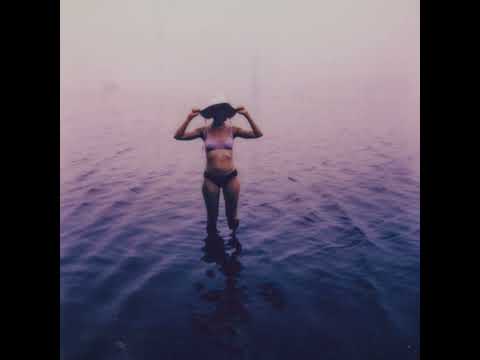 Alice Phoebe Lou - Lose My Head