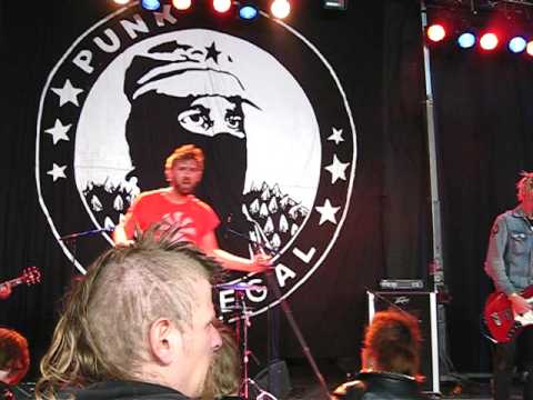 Kvoteringen live at Punk Illegal 2009
