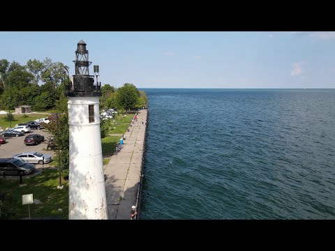HD Drone Footage of the Detroit River and Lake St. Clair (Extended)