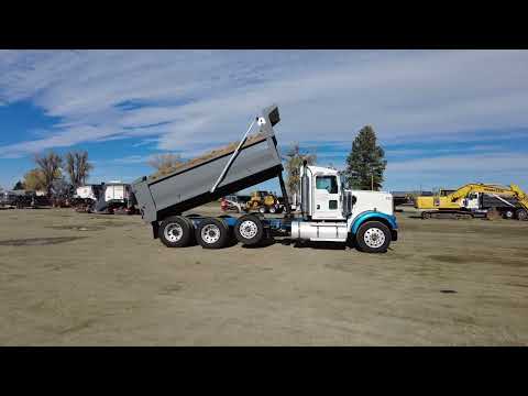 2006  Kenworth  W900B Dump Truck