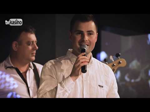 Kortina: Palica má dva konce