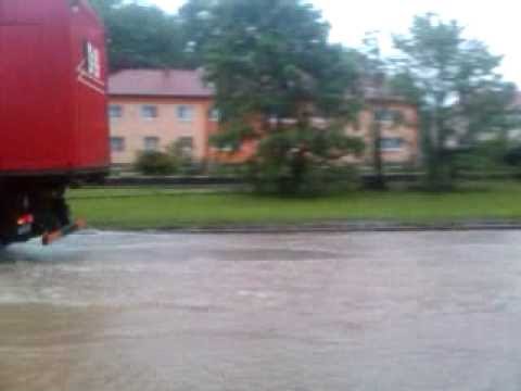 Povodně 2010 - Valmez - Rožnovská ulice 02