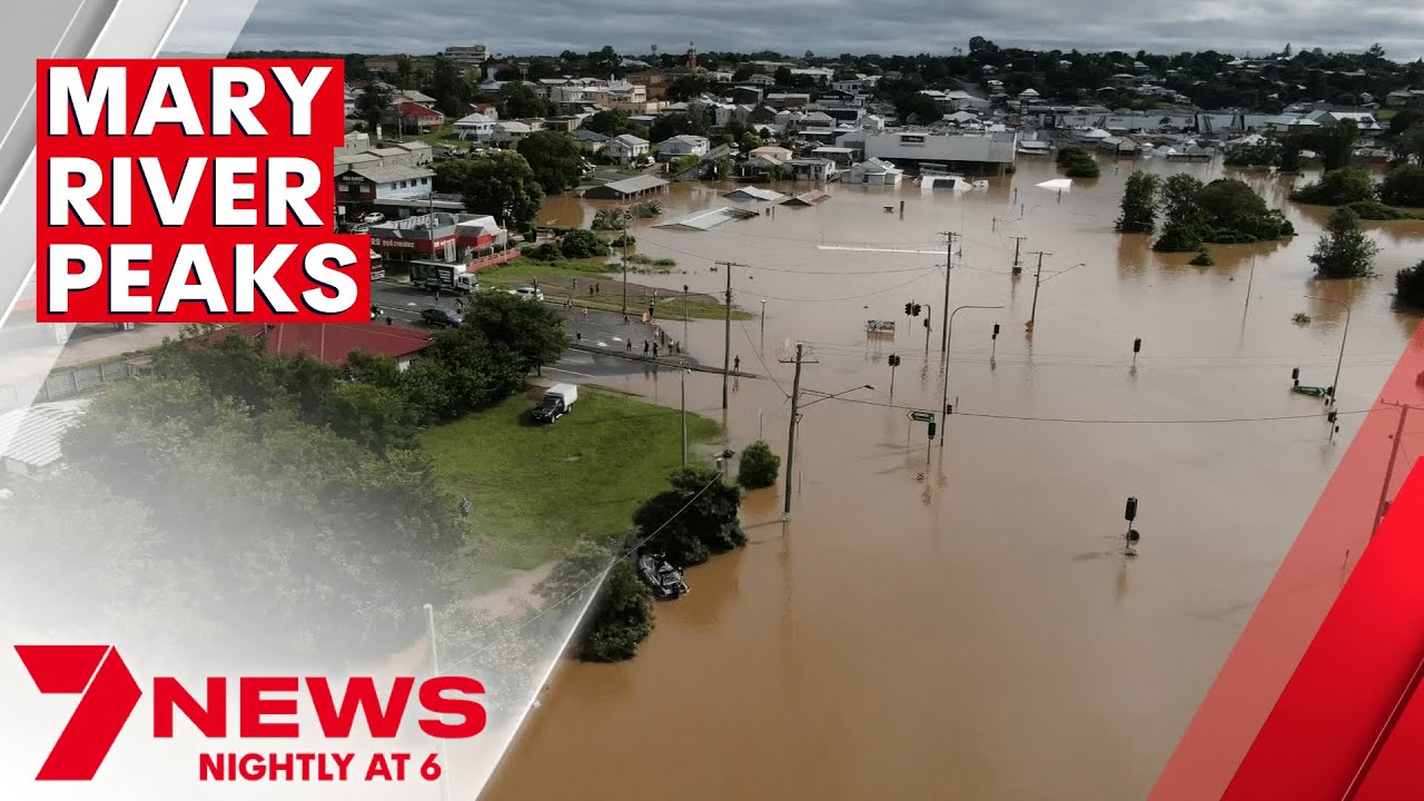 Gympie's Mary River peaks in Queensland town's worst flood disaster since 1893 | 7NEWS