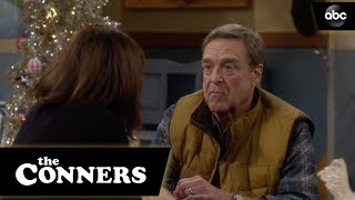 Louise Makes A Move On Dan - The Conners video