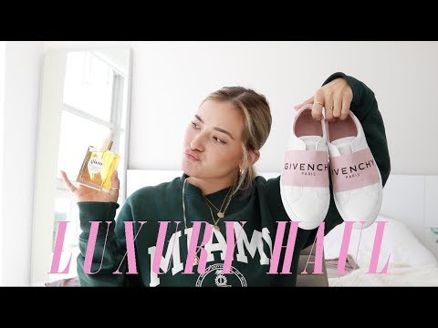download lagu mp3 mp4 Givenchy Logo Strap Sneakers, download lagu Givenchy Logo Strap Sneakers gratis, unduh video klip Givenchy Logo Strap Sneakers