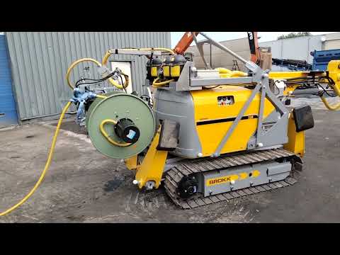 Brokk 330 , bj 2005, 115 uur, met aanbouwdelen