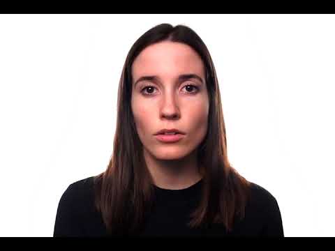 How to pronounce LUMIÈRE, Light, in French