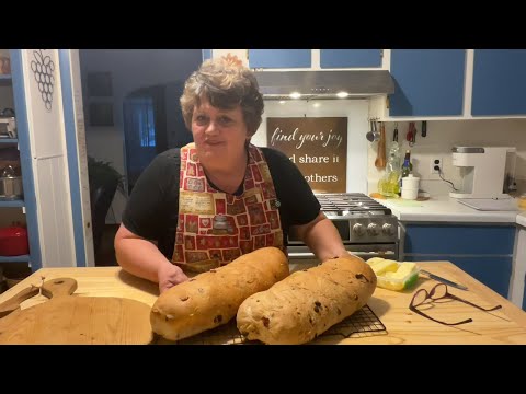 A Bread Baking Tutorial | Yeasted Christmas Bread | Beginner Friendly
