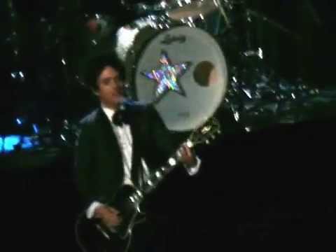 Ringo Starr with GREEN DAY - Boys - Rock and Roll Hall of Fame Induction Ceremony 2015