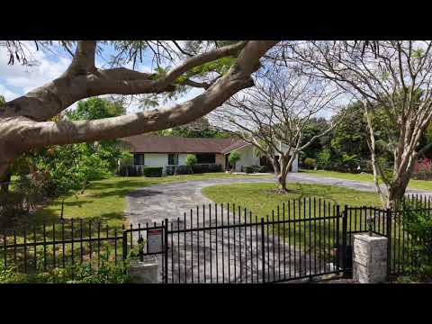 JUST LISTED.... 17450 SW 192 ST