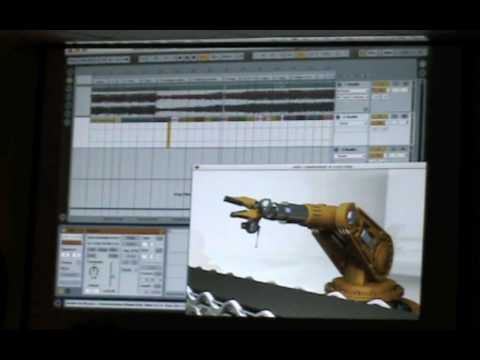 Ben Liebrand doing videoclip in Ableton (audience view)