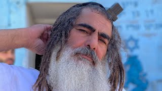 הרב שלום סבג – שעה של קטעים של ניגונים שמעיפים את השכל-חלק ב 🪕🎸🪘🎹🧡 (הרב שלום סבג) - התמונה מוצגת ישירות מתוך אתר האינטרנט יוטיוב. זכויות היוצרים בתמונה שייכות ליוצרה. קישור קרדיט למקור התוכן נמצא בתוך דף הסרטון