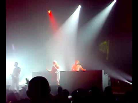 Mighty Asia : Offer Nissim Feat. EpiphOny - Believe (Live)