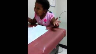 Asia Sings &quot;I Luh God&quot;