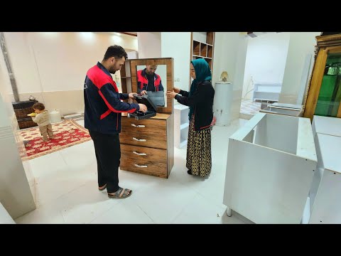 Hand in Hand: The Story of the Reconstruction and Sewing of Isa and Fatima 