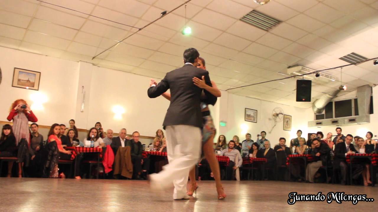CHRISTIAN MARQUEZ Y VIRGINIA GOMEZ "LOS TOTIS" en La Baldosa (Vals)