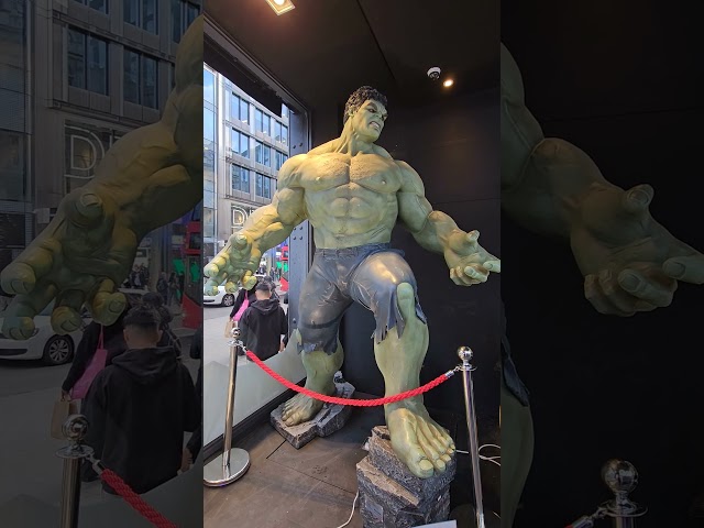 Vídeo relacionado con Figura de Acción de Lujo de Hulk de Marvel Avengers Titan Hero Series Blast Gear, Juguete de Superhéroe para el Juego de rol de 30 cm, Niños de 4 Años o Más