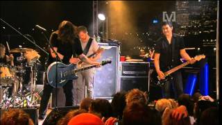 Foo Fighters - Young Man Blues (live)