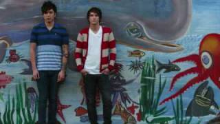 Little Bit - More Amor