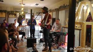 Leiva en el Espacio Mahou Coruña - La lluvia en los zapatos