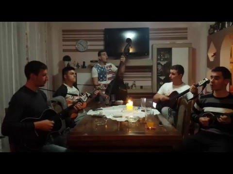 Sokak bez imena - Sve češće dođe