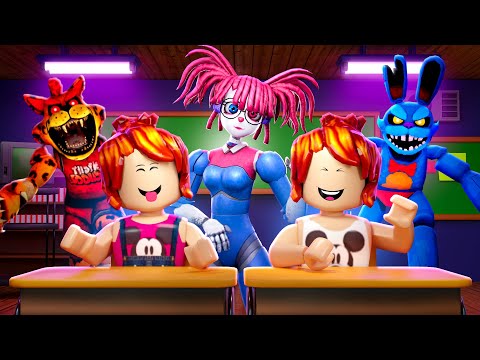 ESCAPE FROM THE ANIMATRONICS SCHOOL IN ROBLOX!