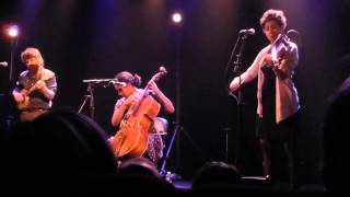 LEYLA MCCALLA @ Berre l'Etang / 7: When I can see the valley