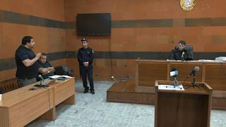 Վեհափառ Հայրապետի եղբոր գործով անցնող վկայի ցուցմունքում նշված են Հարություն Մկրտչյանի տվյալները