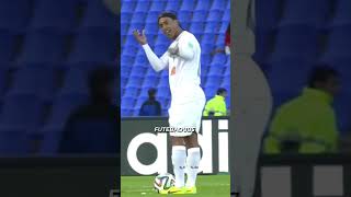 Ronaldinho vs Juiz