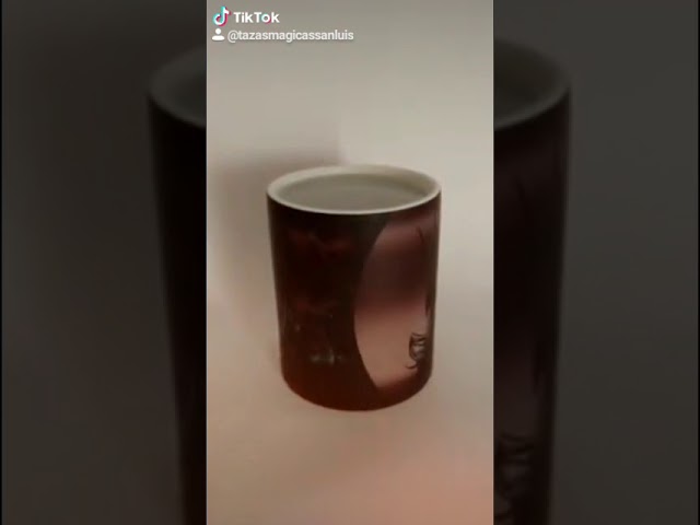 Vídeo relacionado con MERCHANDMANIA TAZA MÁGICA CABALLEROS DEL ZODIACO ANIME magic mug