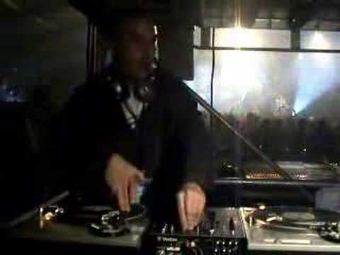 DJ Netik - Trailer Cuisine Bristol