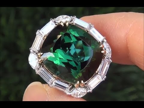 Absolutely Stunning GIA Certified Flawless 22.23 Carat Copper Bearing Tourmaline and Diamond Ring