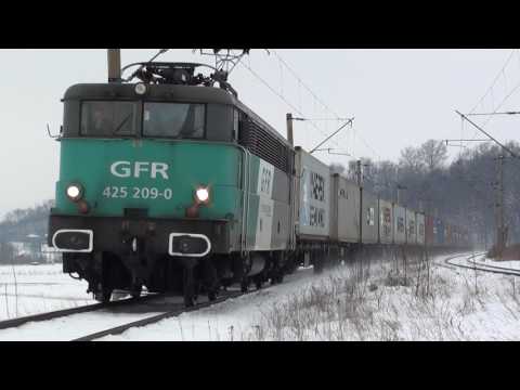 Tren de marfa GFR cu Frantujaf 425-209-0 iese din Liteni si traverseaza podul - 11.02.2017